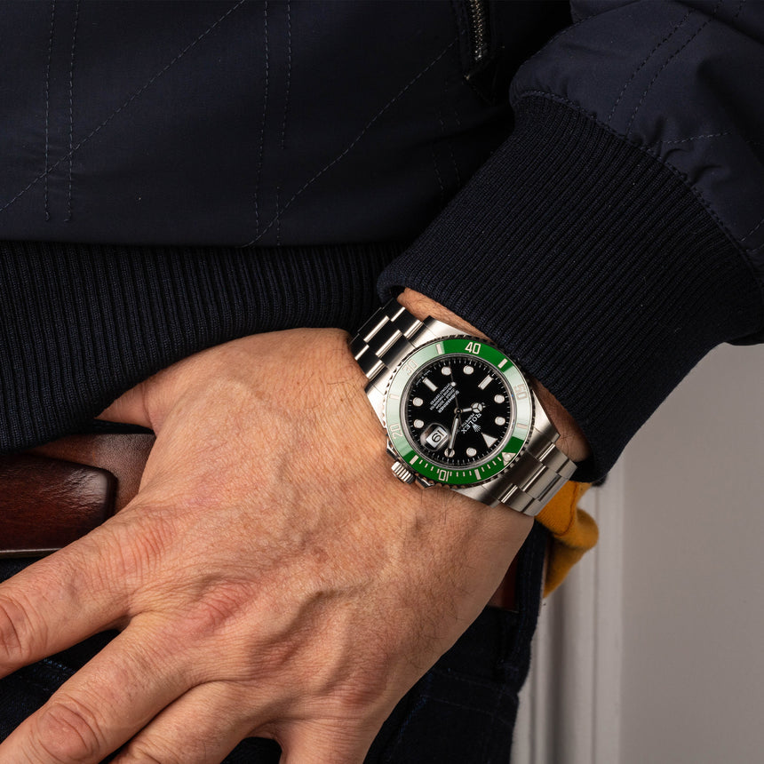 2023 Rolex Submariner date with green bezel, reference 126610LV, aka Starbuck: Top conditions & full set