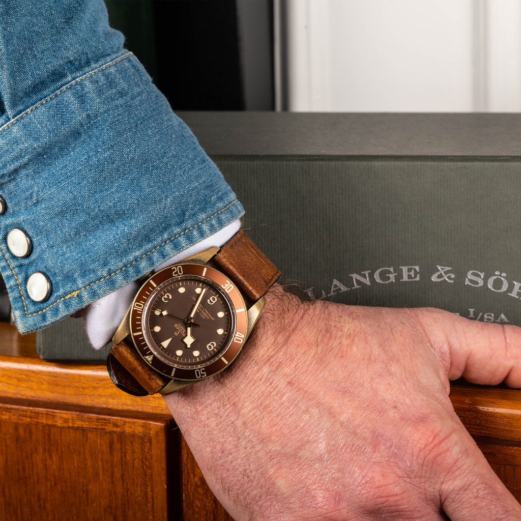 Tudor heritage outlet bronze