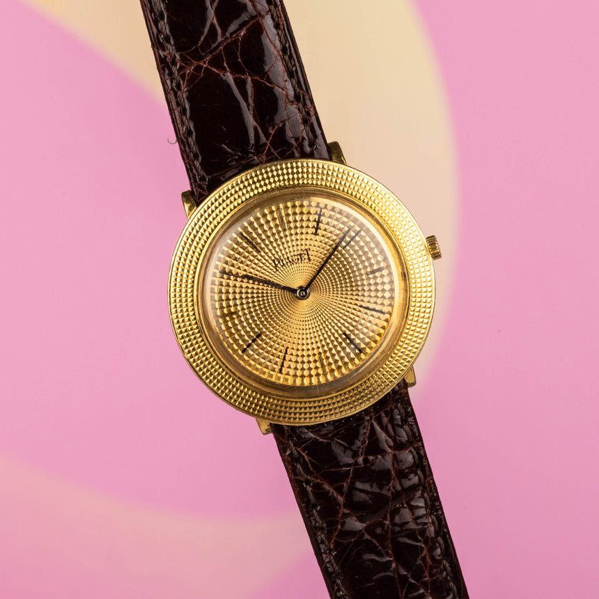 1963 (circa) Piaget in gold, reference 9116, clou de Paris bezel & dial