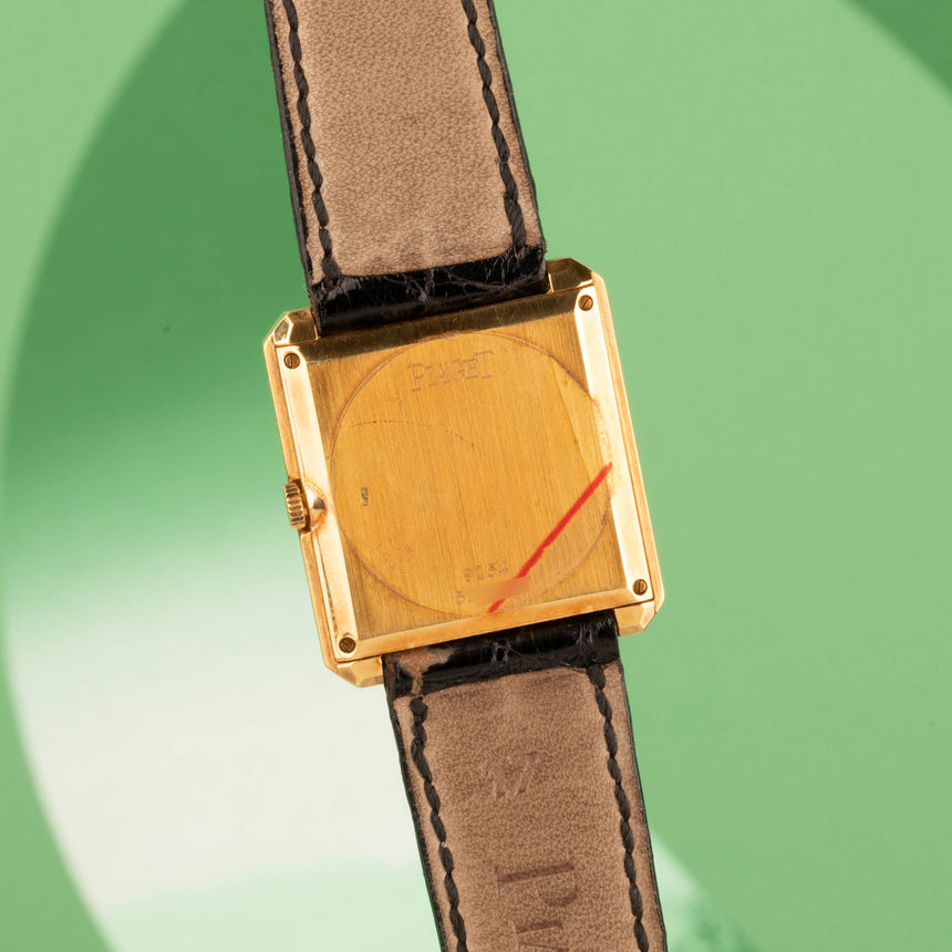 1980 (Circa) Piaget Protocole in Yellow Gold with Factory Onyx & Mother of pearl dial ref : 9154 Unpolished