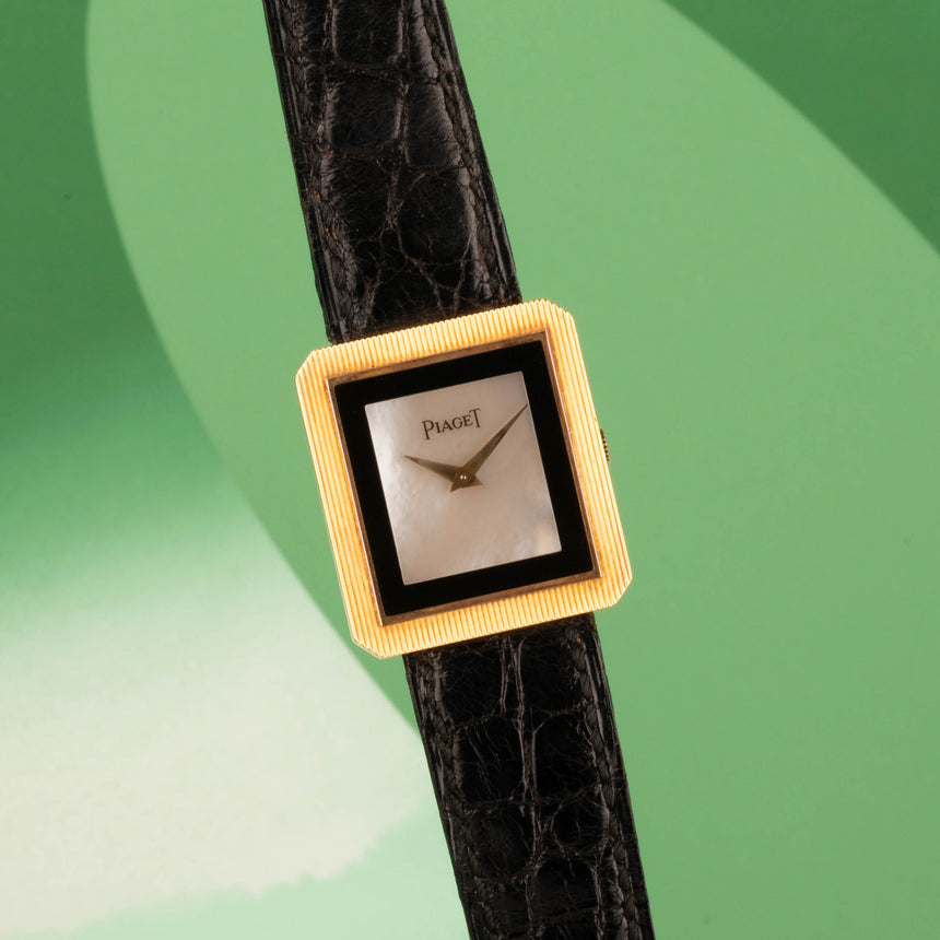 1980 (Circa) Piaget Protocole in Yellow Gold with Factory Onyx & Mother of pearl dial ref : 9154 Unpolished