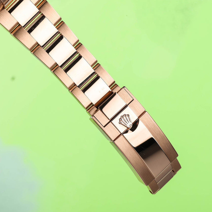 2025 (oct) Rolex Daytona Everose, reference 126505, black dial, NEW & ULTRA full set