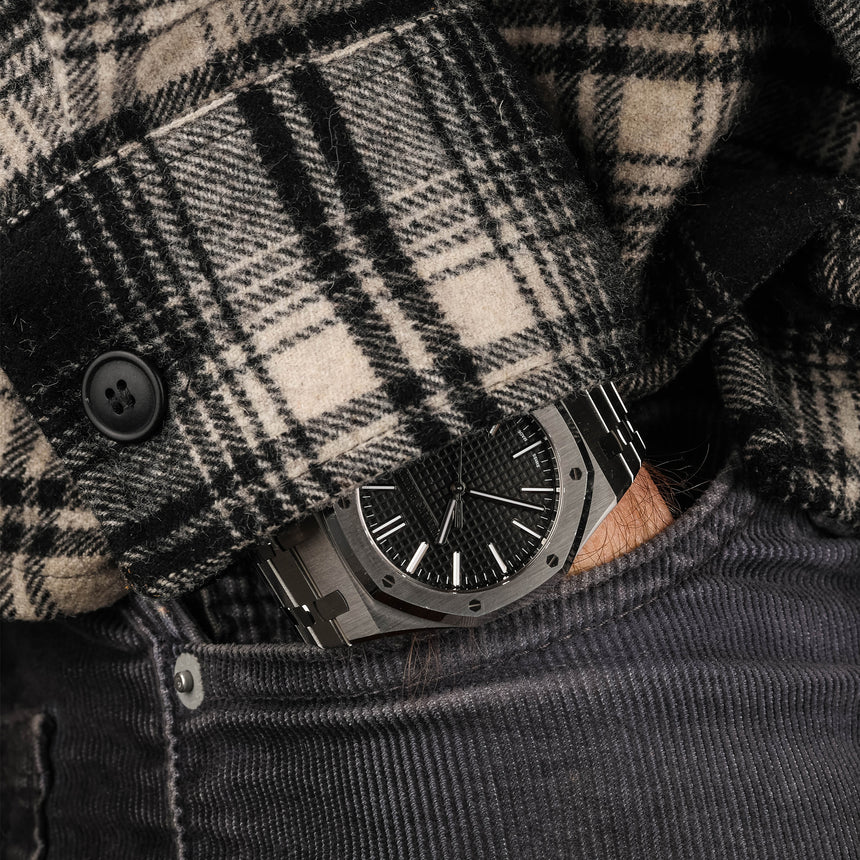 2025 Audemars Piguet Royal Oak, reference 15510st, black dial, full set top conditions