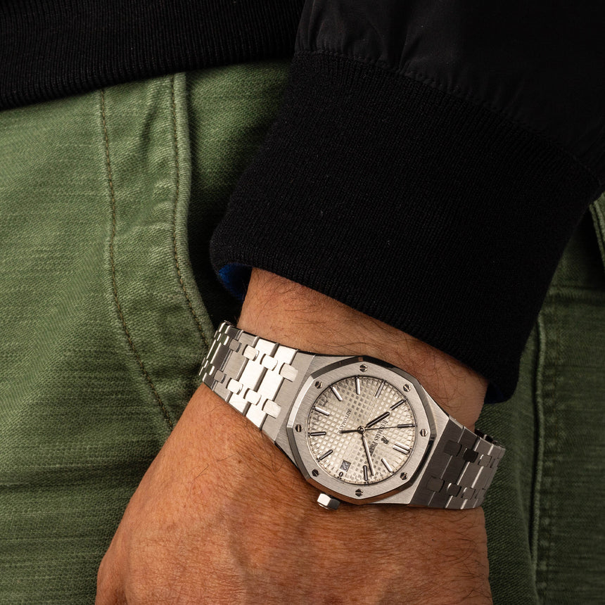 The Watch Sizing Guide: How to Choose the Right Watch Size for Your Wrist — fashion