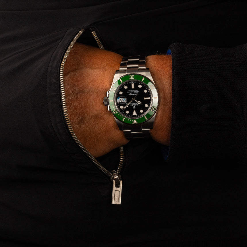 June 2025 Rolex Submariner date ref: 126610LV, aka "Starbuck" Like New & Full set