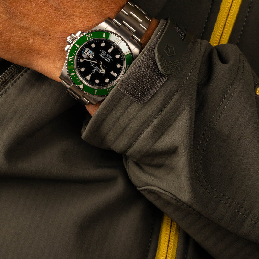 2024 Rolex Submariner date ref: 126610LV, aka "Starbuck" Like New & Stickers & Full set