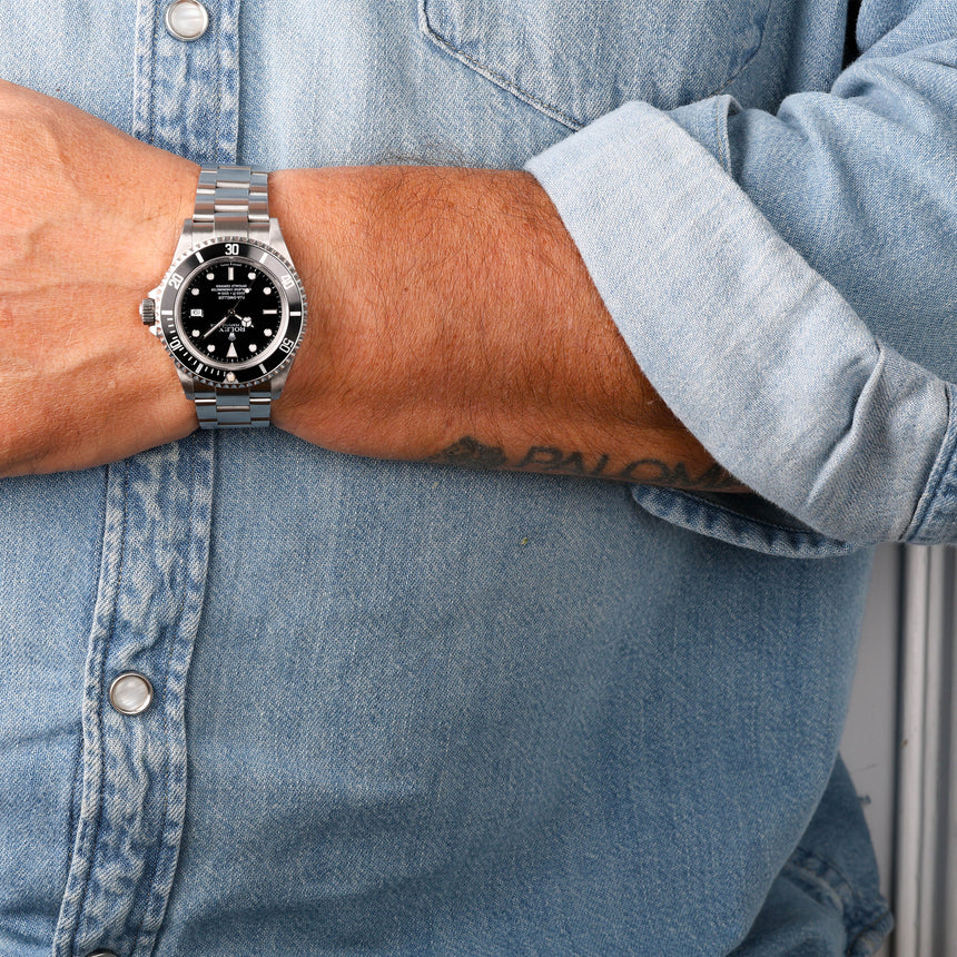2001 Rolex Sea Dweller 16600 : Perfect & FULL SET