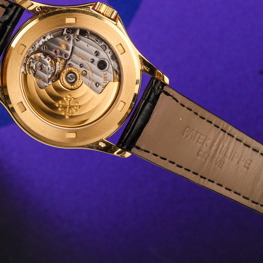 2010 Patek Philippe Calatrava ref. 5127J – Yellow Gold – Full Set & Patek Service