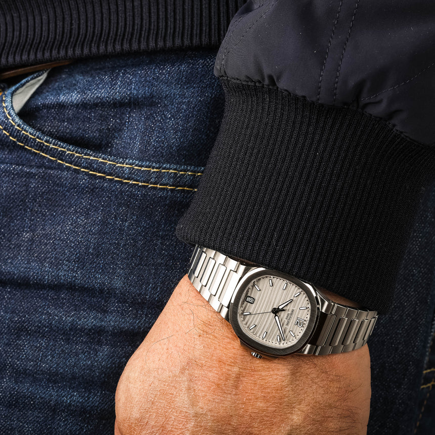 2025 PP&Co Lady Nautilus ref 7118 white dial: New & FULL SET