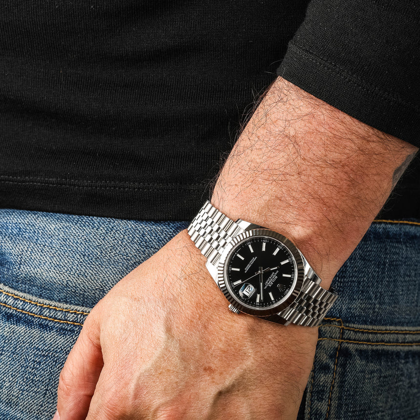 Rolex 2023 Date Just Black dial Ref : 126334 Full Set Like New, Stickers