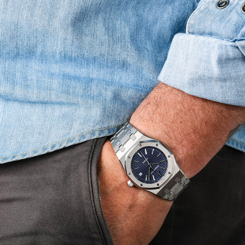 2012 Audemars Piguet Royal oak, Blue dial ref: 15300 Mint & full set