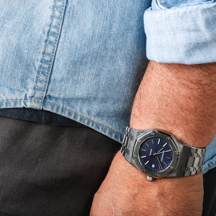 2012 Audemars Piguet Royal oak, Blue dial ref: 15300 Mint & full set