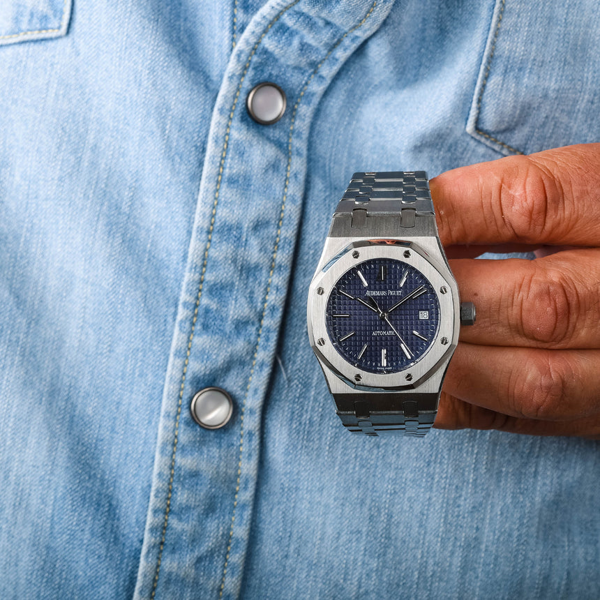 2012 Audemars Piguet Royal oak, Blue dial ref: 15300 Mint & full set