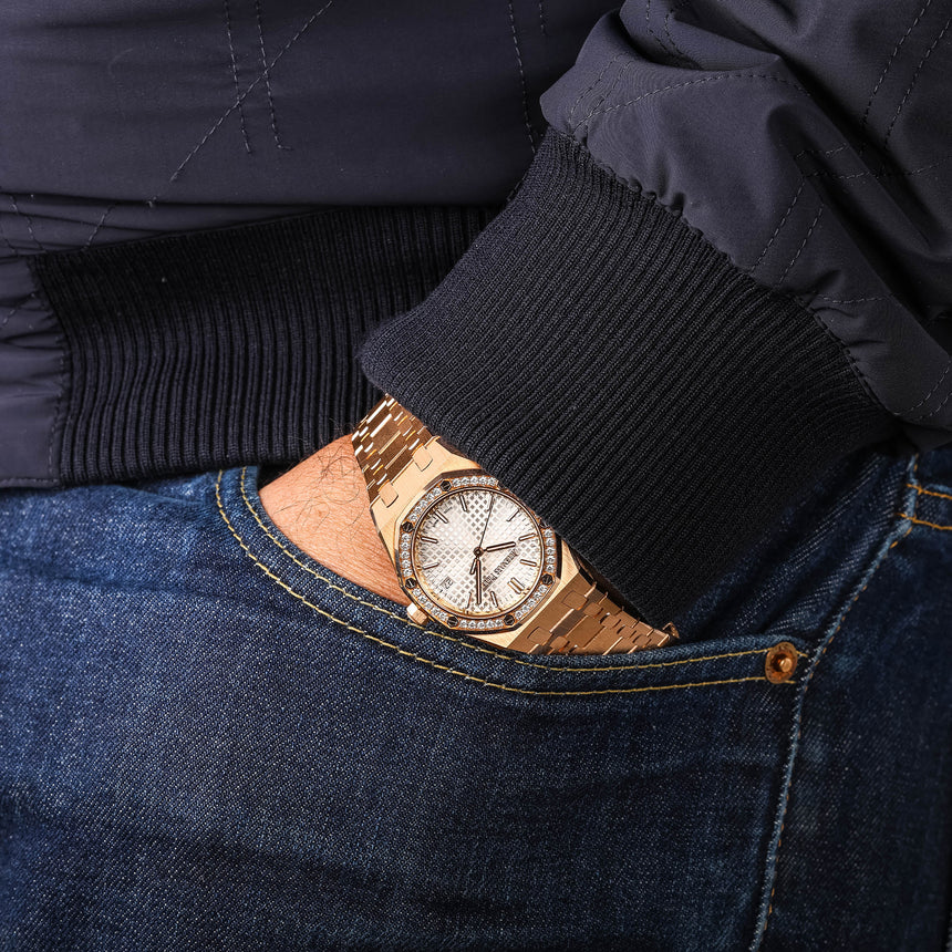 2022 Audemars Piguet Rose Gold Royal Oak Ref: 77451OR.ZZ.1361OR.01 Full Set Like New 50th Anniversary !