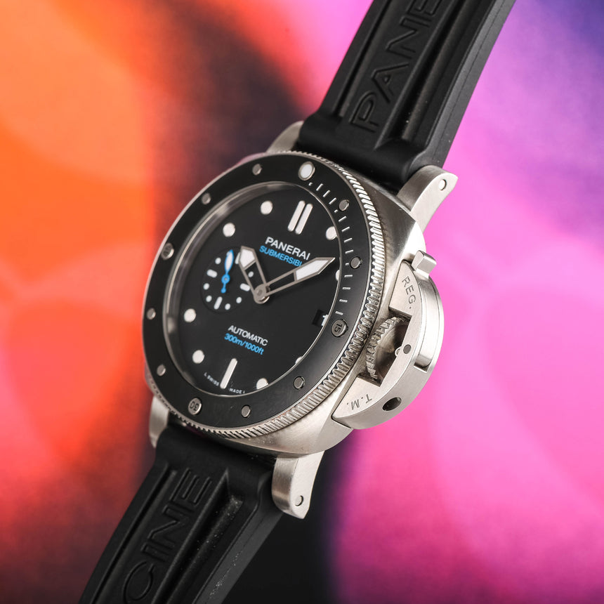 2021 Panerai Submersible black Ref: PAM00683 Full Set Mint !