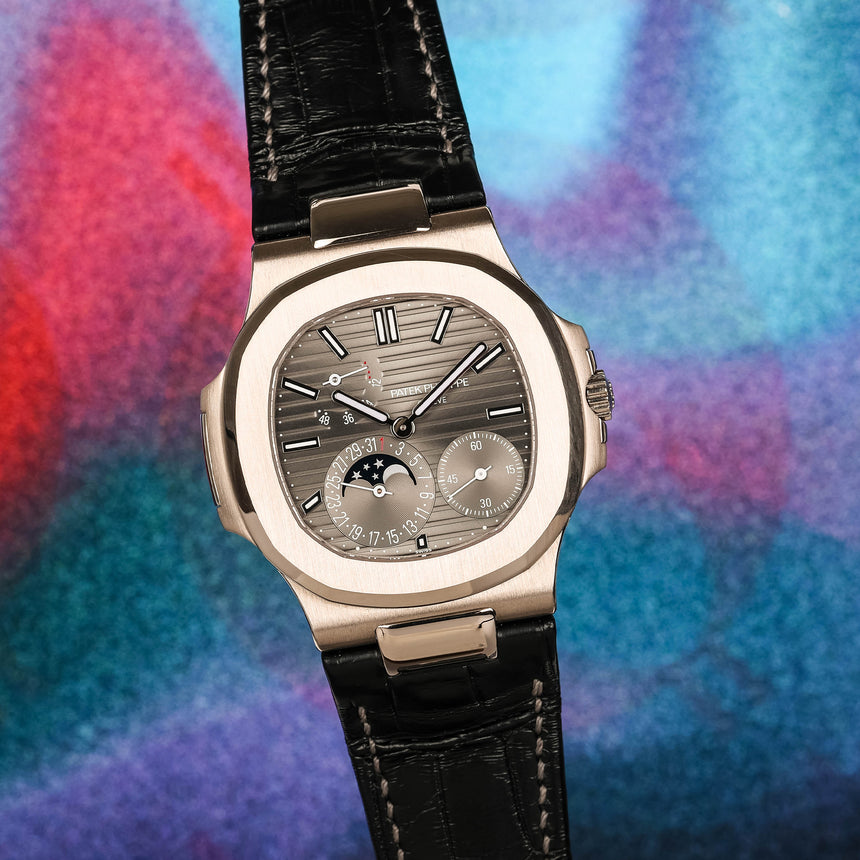 2024 PP&co Nautilus in White Gold, reference 5712G : Full Set Like New & Last Batch !