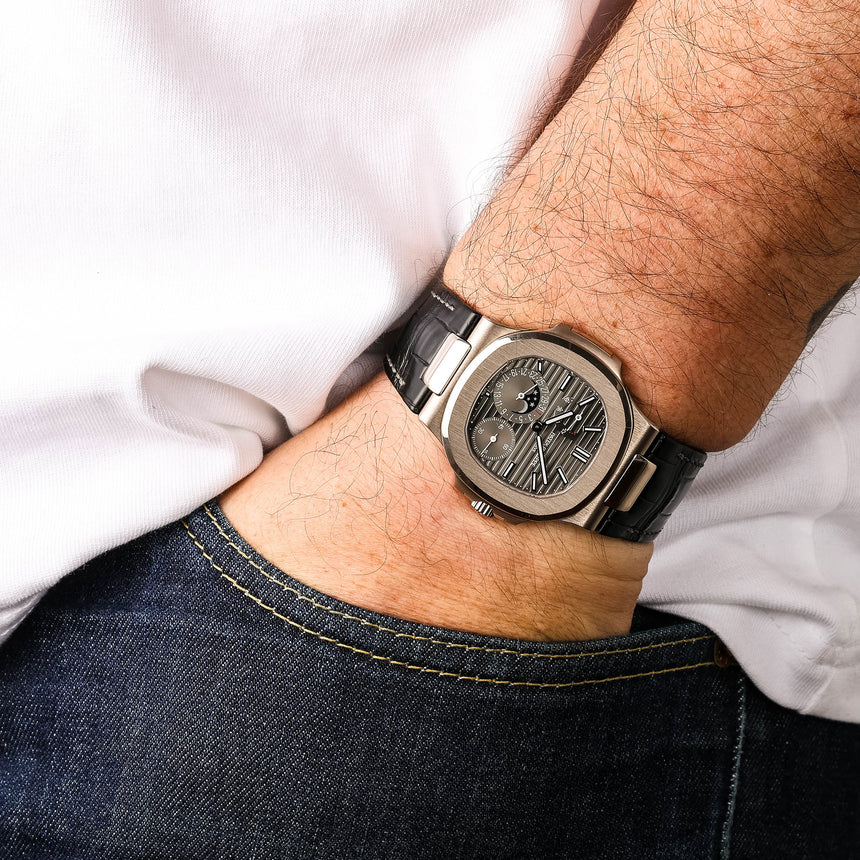 2024 PP&co Nautilus in White Gold, reference 5712G : Full Set Like New & Last Batch !