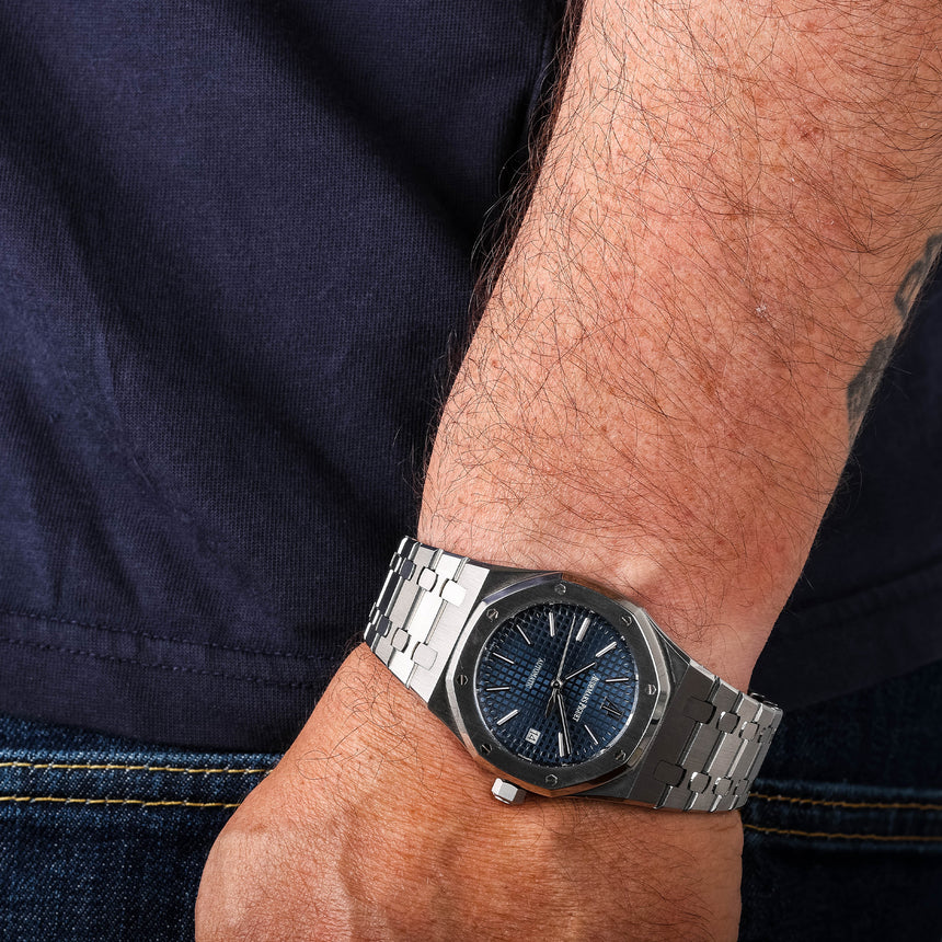 2009 Audemars Piguet Royal oak, Blue dial ref: 15300 Mint & Papers & Service