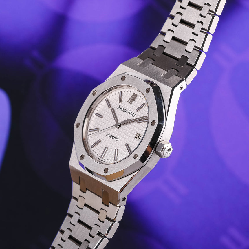 2006 Audemars Piguet Royal oak, White dial ref: 15300 Box & Papers Superb !