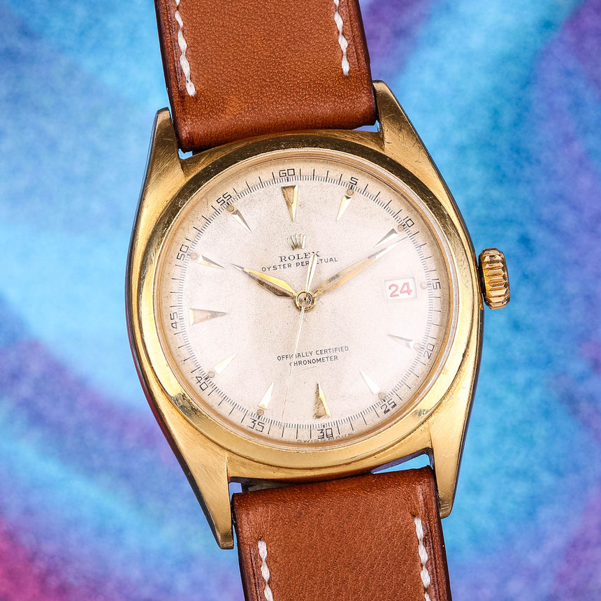 1940 Circa Rolex Bubbleback Ovettone in GOLD Ref: 5030 Crazy dial & original Bracelet