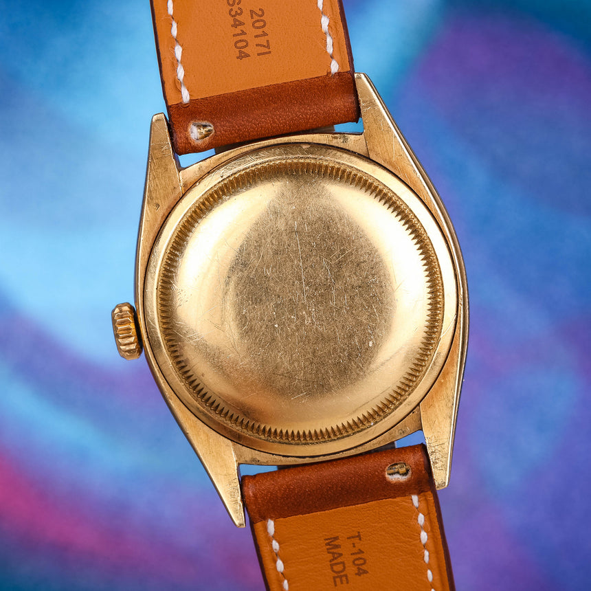 1940 Circa Rolex Bubbleback Ovettone in GOLD Ref: 5030 Crazy dial & original Bracelet