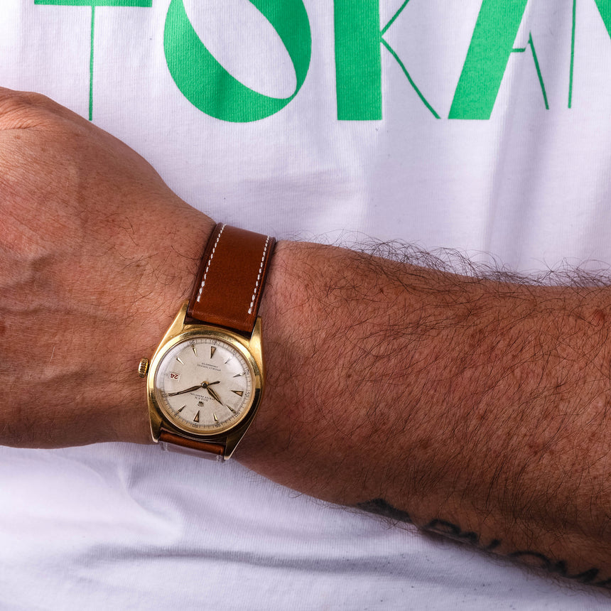 1940 Circa Rolex Bubbleback Ovettone in GOLD Ref: 5030 Crazy dial & original Bracelet