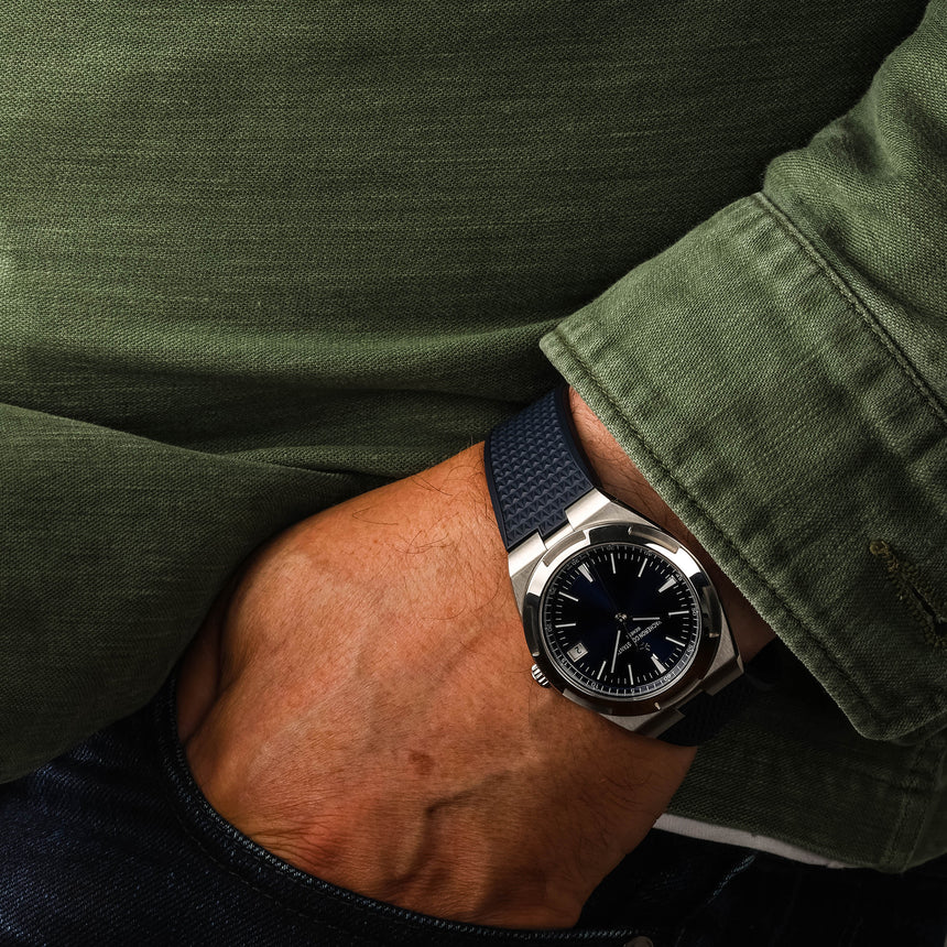 2021 Vacheron Constantin Overseas Blue dial ref: 4520V/210A-B128 Full Set