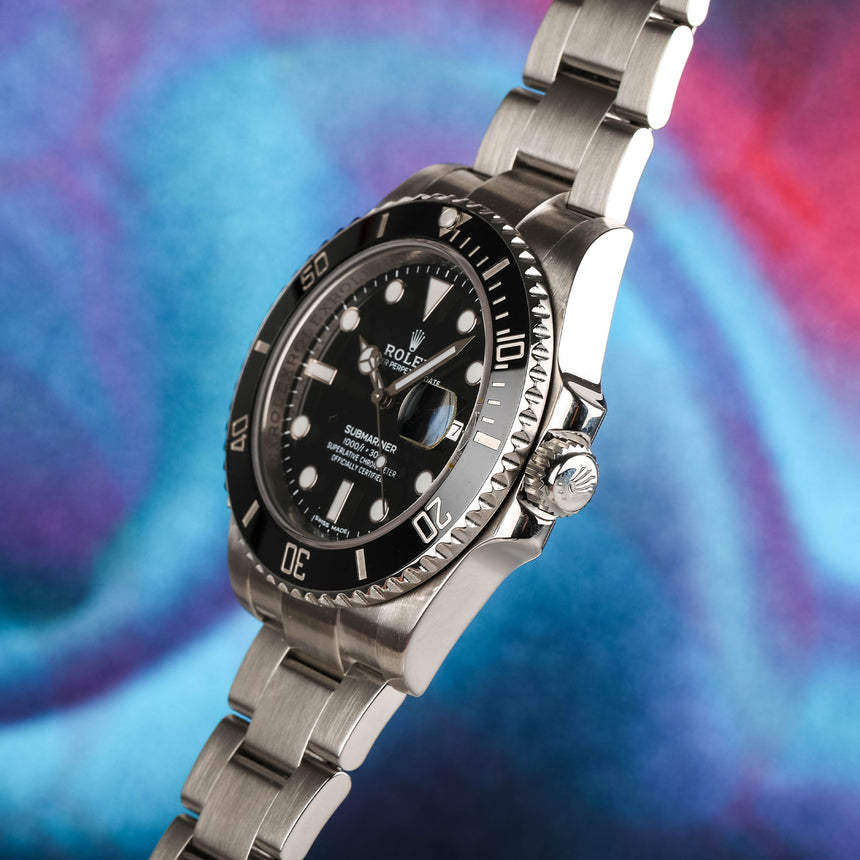 2019 Rolex Submariner Date ref: 116610 : Watch & Rolex Service Card