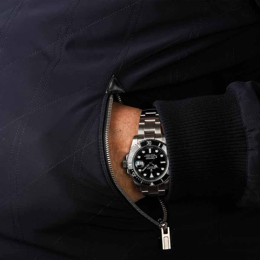 2019 Rolex Submariner Date ref: 116610 : Watch & Rolex Service Card