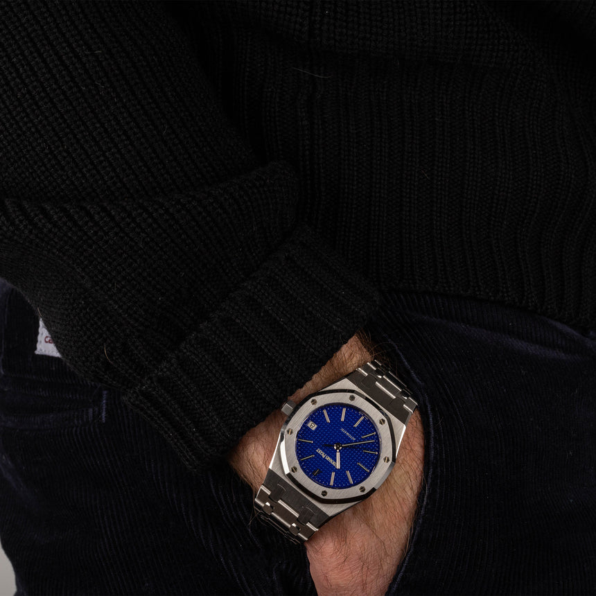 2002 Audemars Piguet Royal Oak ref 14790 with rare «Yves Klein» blue dial: Extract & 2021 Service
