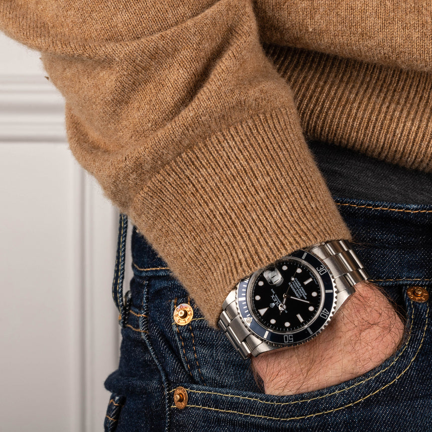 Submariner 16610 On Wrist 2008 Rolex Submariner Date Ref 16610
